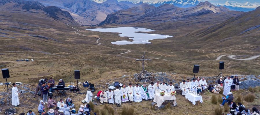 BENDICION DE LA CAPILLA SANTA MARIA MADRE DE DIOS EN HUACHUCOCHA