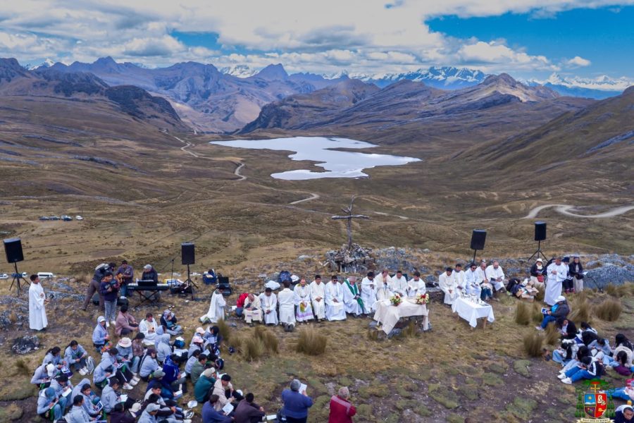 BENDICION DE LA CAPILLA SANTA MARIA MADRE DE DIOS EN HUACHUCOCHA