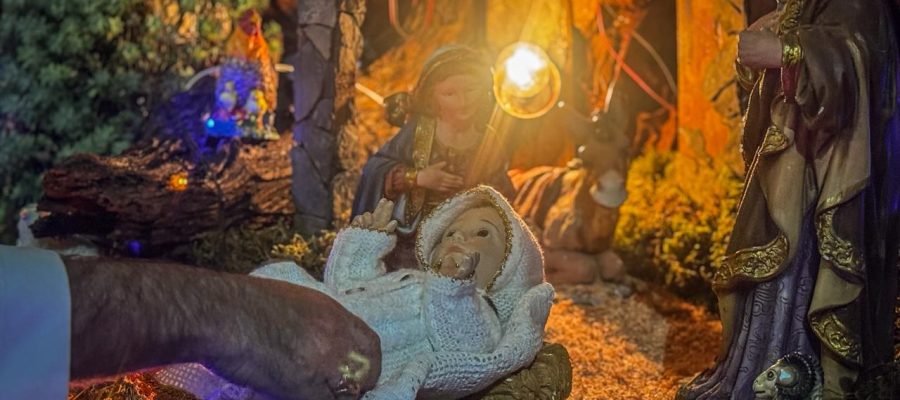 MISA DE NOCHEBUENA EN LA CATEDRAL DE HUARI: LA LUZ DE CRISTO QUE RENUEVA LA ESPERANZA